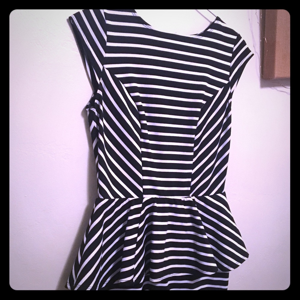 Target 🎯 striped fancy dress XS