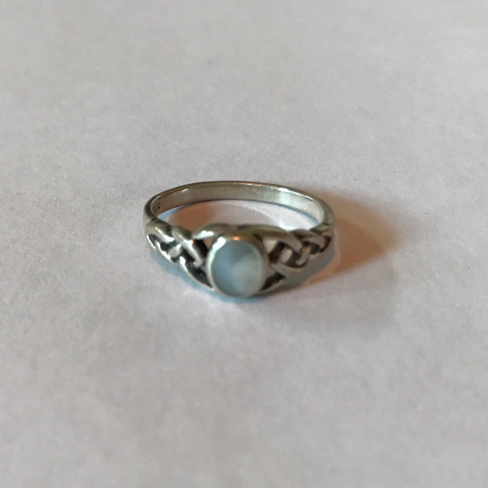 Mother of pearl ring