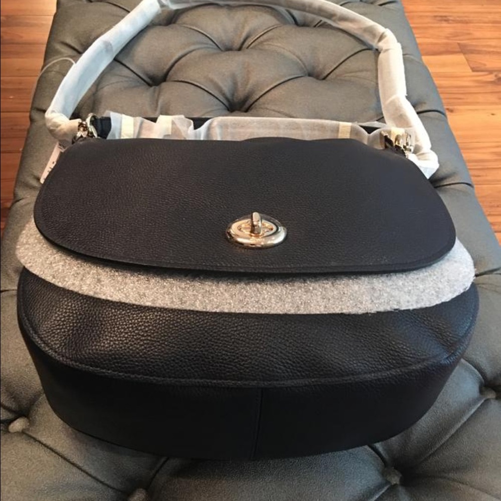 Coach Turnlock Hobo Bag - Picture 5 of 8