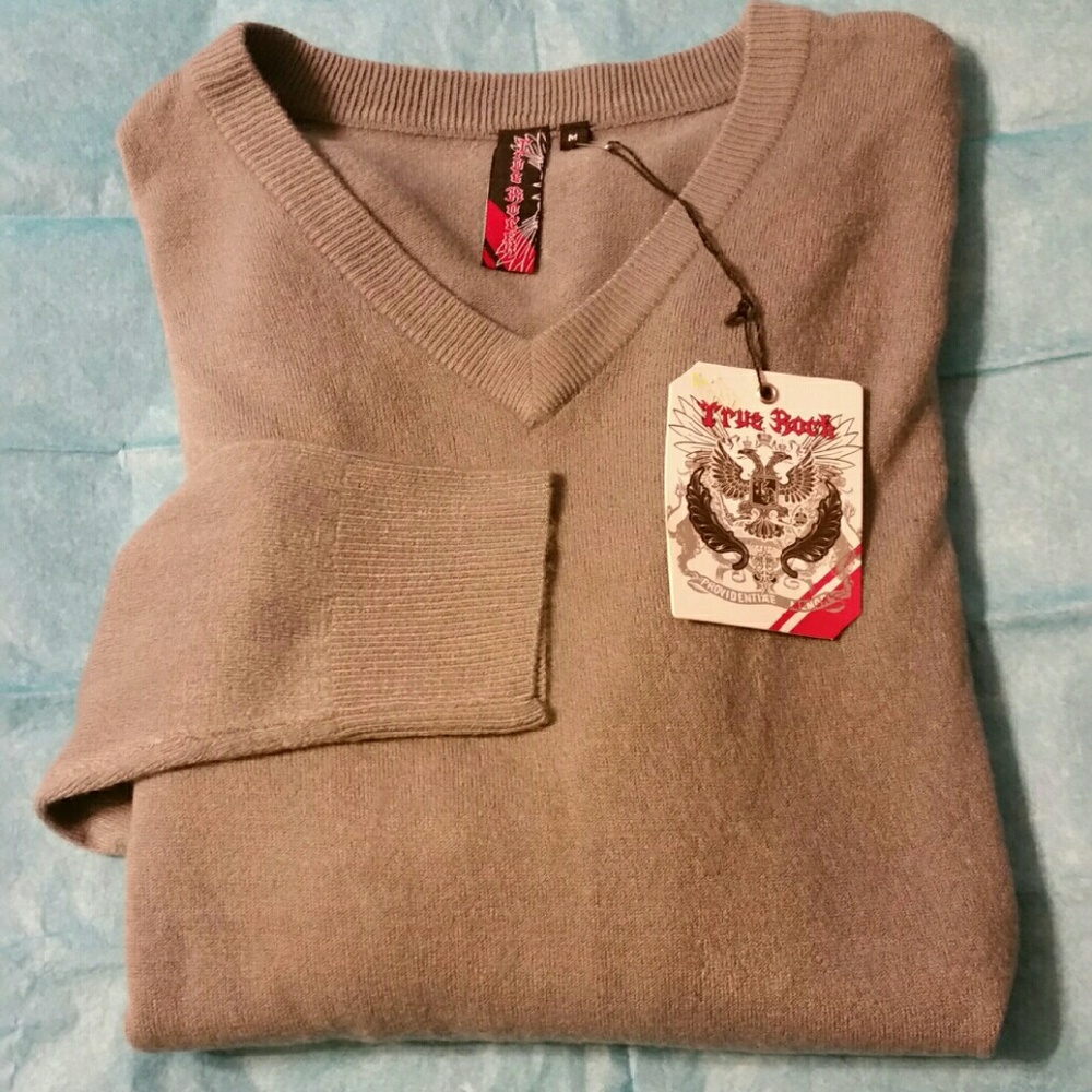 Men's V-neck True Rock Sweater