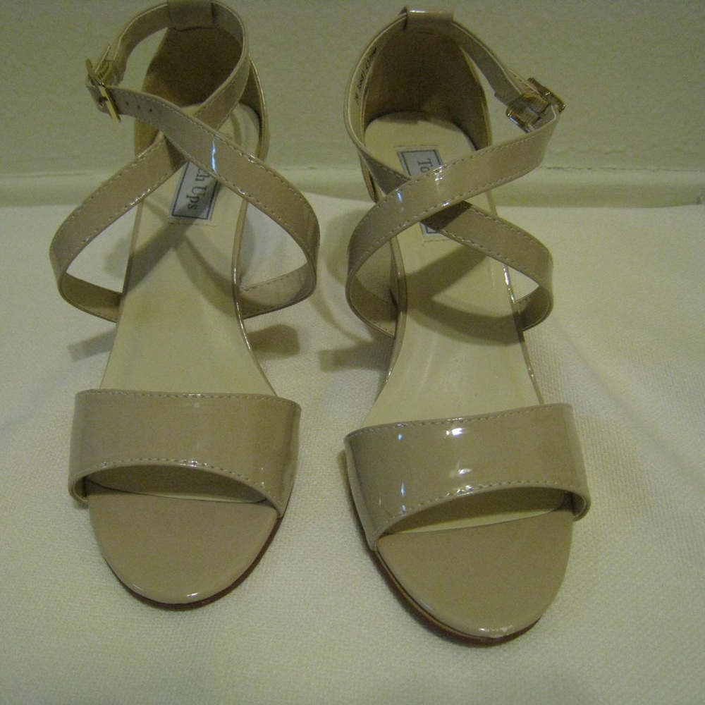 Nude patent leather wedge nude sandals