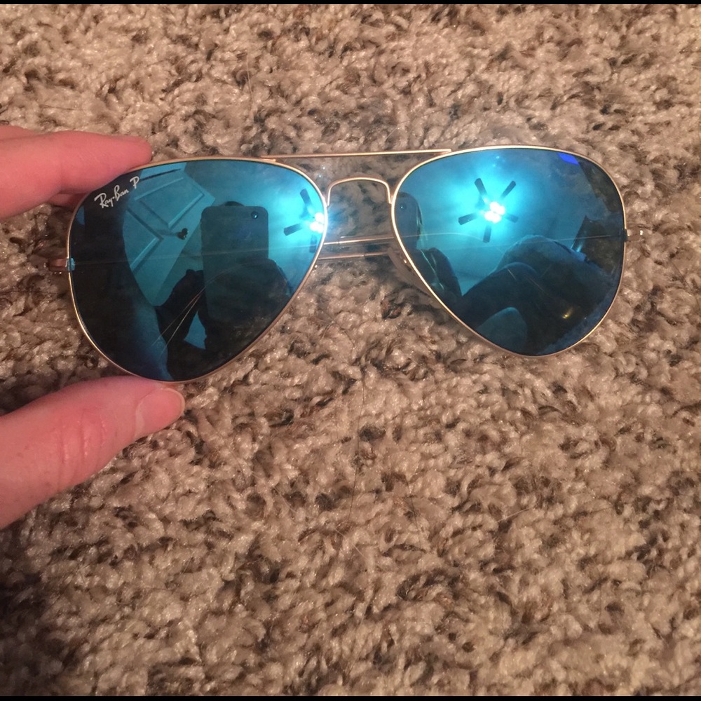 Blue polarized RayBans