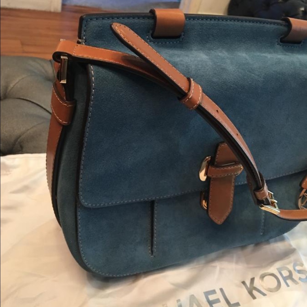 Michael Kors Romy light messenger bag - Picture 5 of 8