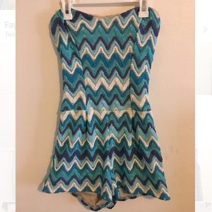 Super cute Blue patterned romper