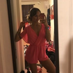 New with tags! Super adorable hot pink romper :)