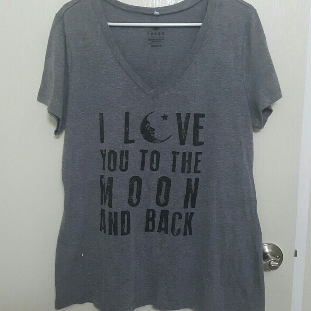 Moon v-neck