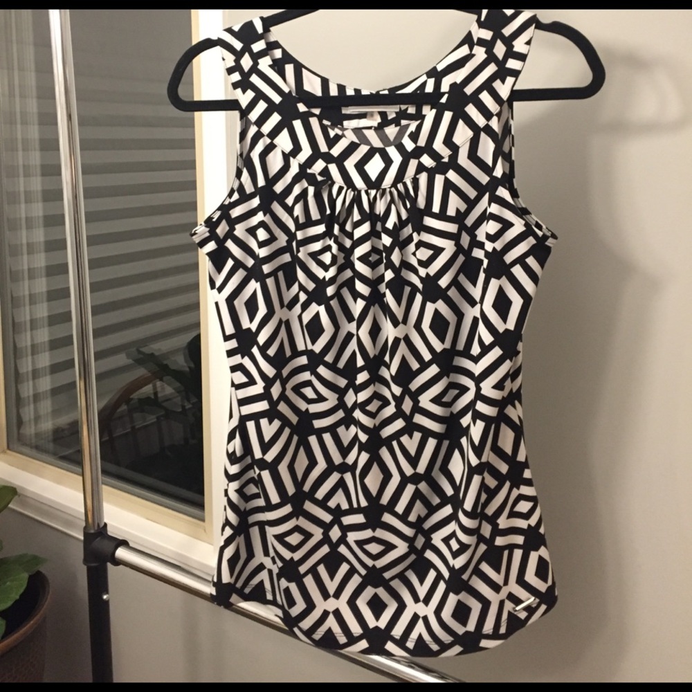 Calvin Klein sleeveless blouse - Picture 2 of 5