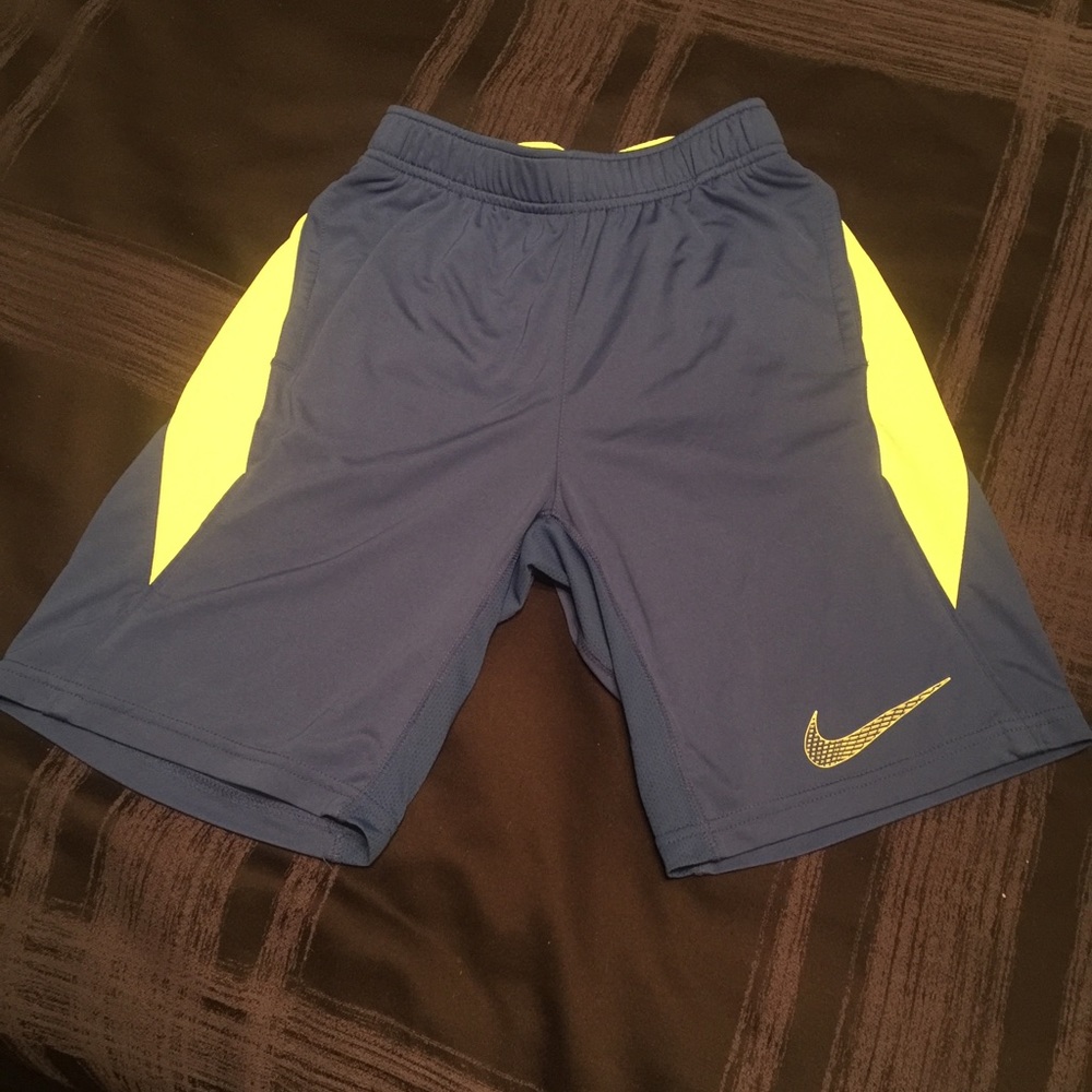 Nike Dri-Fit Boy Shorts