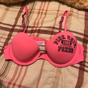 PINK VS bra