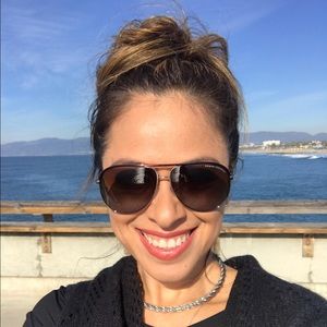 Meet your Posher, Christie