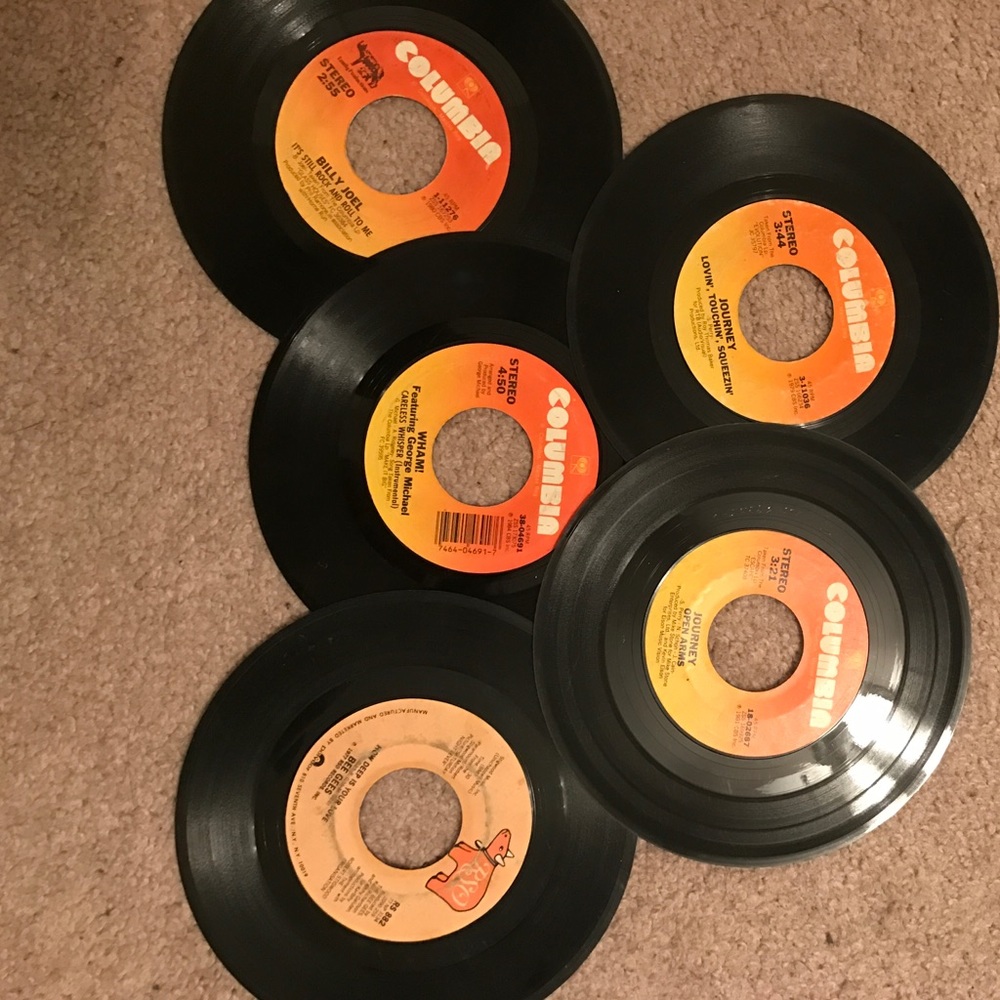 🎶🎶 set of records! 🎶🎶