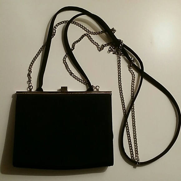 Liz Claiborne Handbags - LIZ CLAIBORNE CROSSBODY.