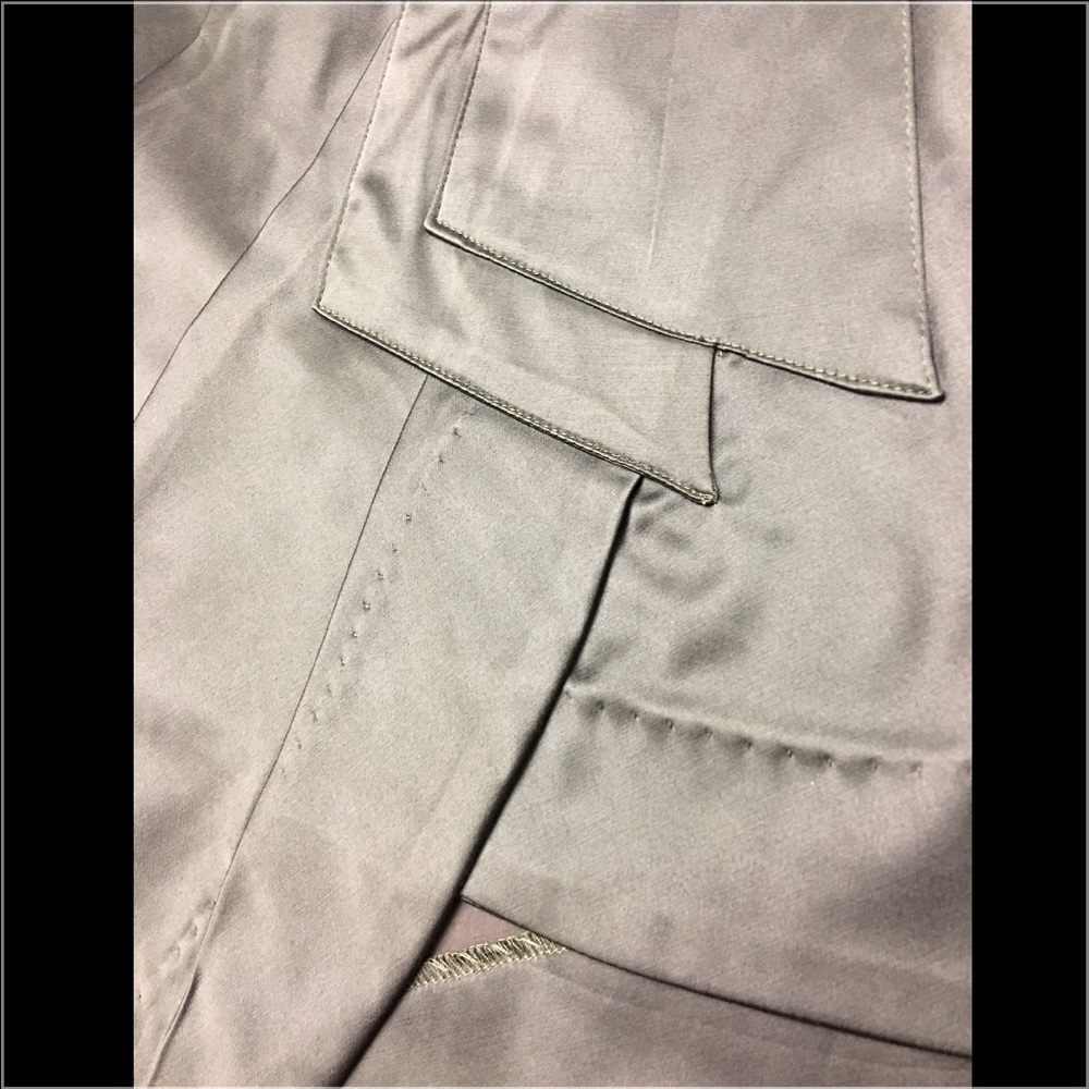 XT dark gray pleated shiny short skirt - Picture 2 of 8