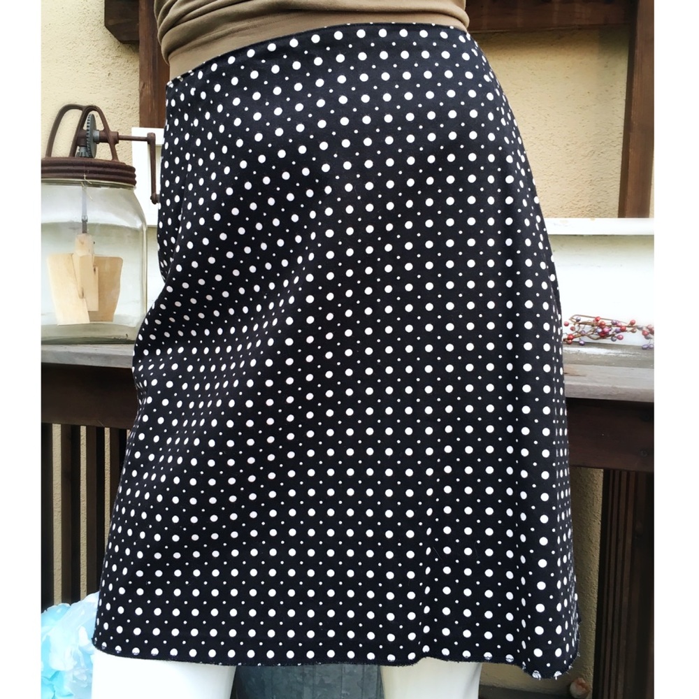 POLKA DOT Knee Length Straight Skirt