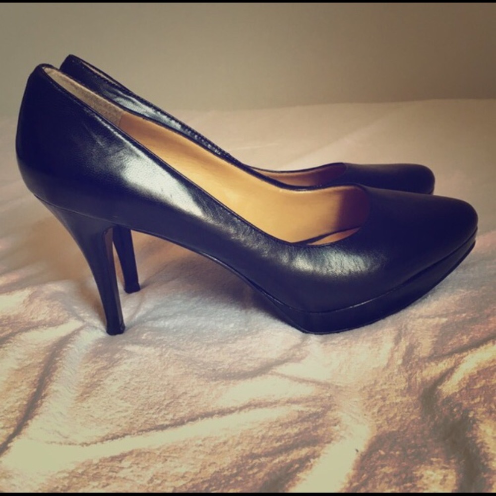 Black Nine West Pumps