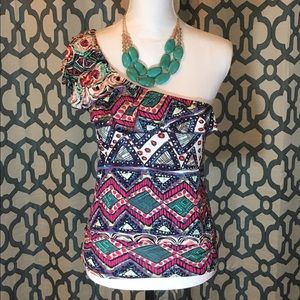 One Shoulder Tribal Print Shirt