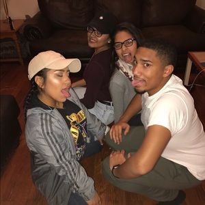 Meet your Posher, Alison