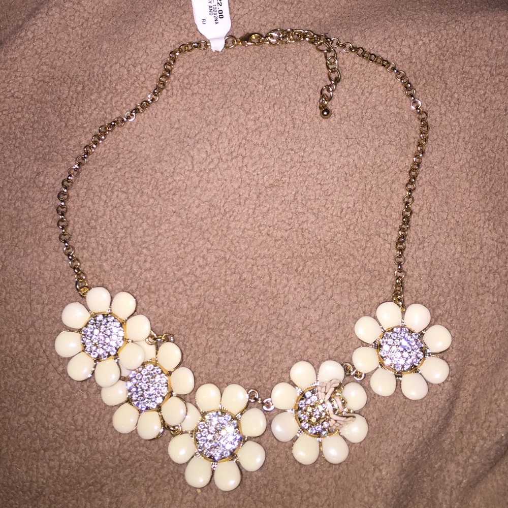 Francesca's statement necklace :)