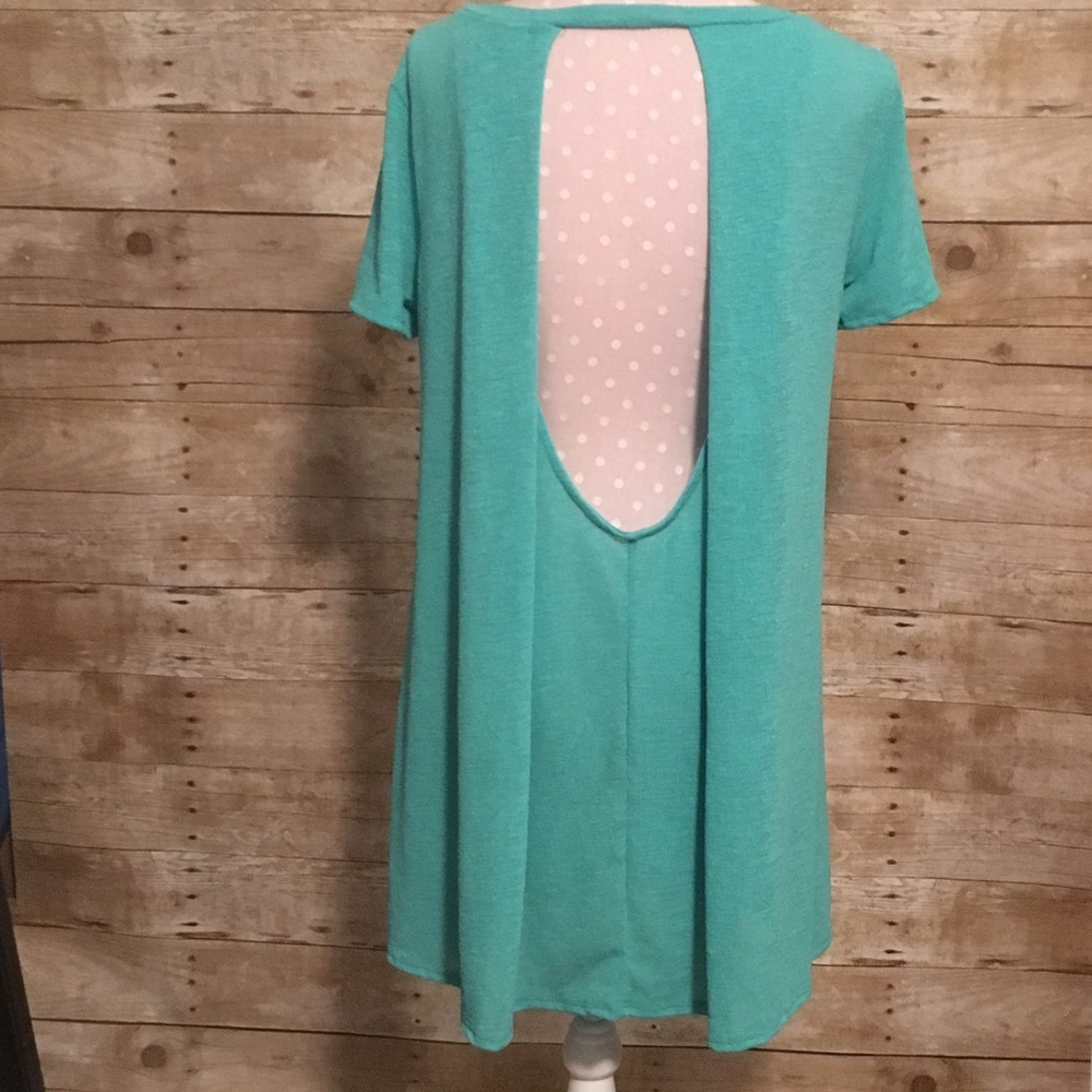 Keyhole  shift dress 🎉LAST ONE - Picture 3 of 4