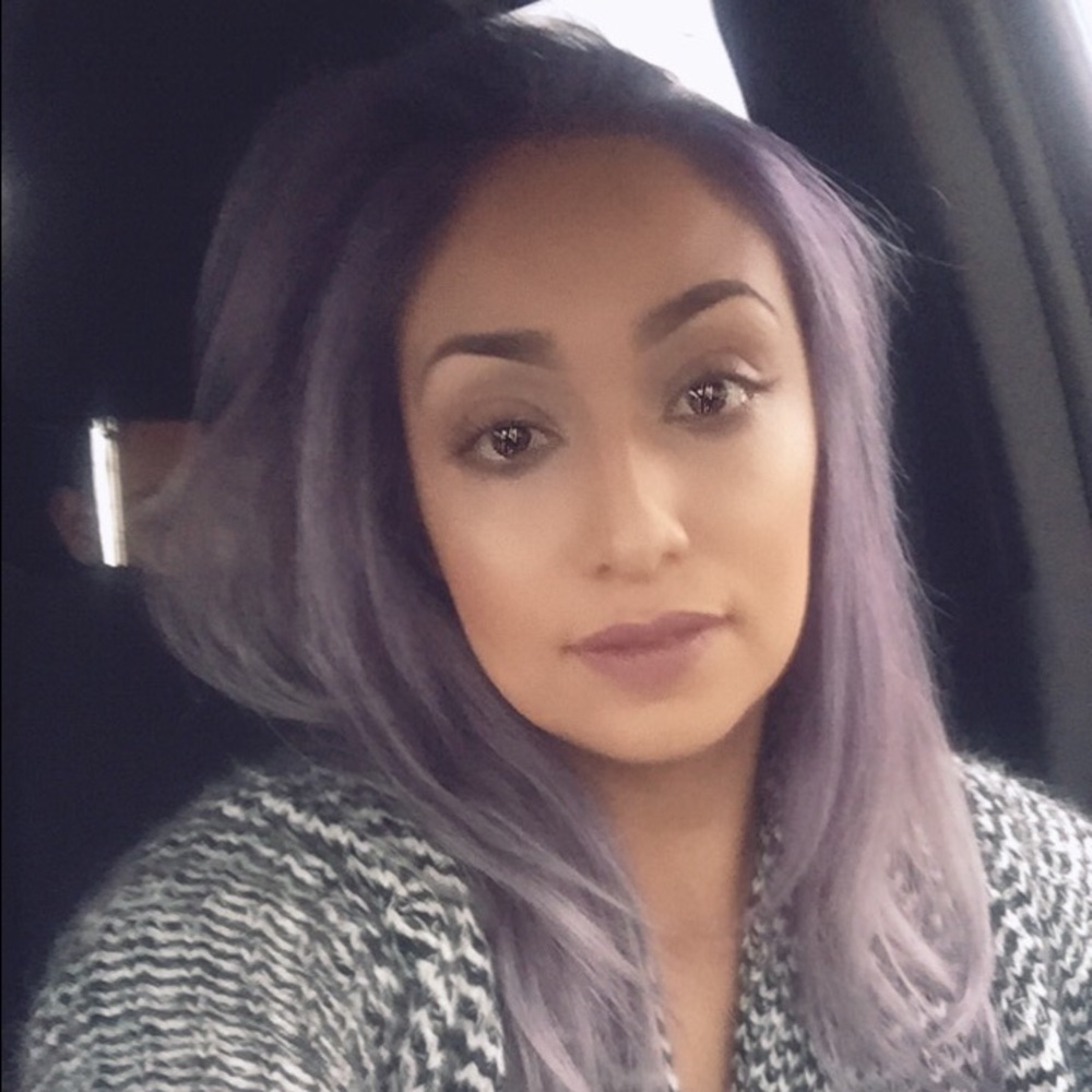 Meet your Posher, Alejandra