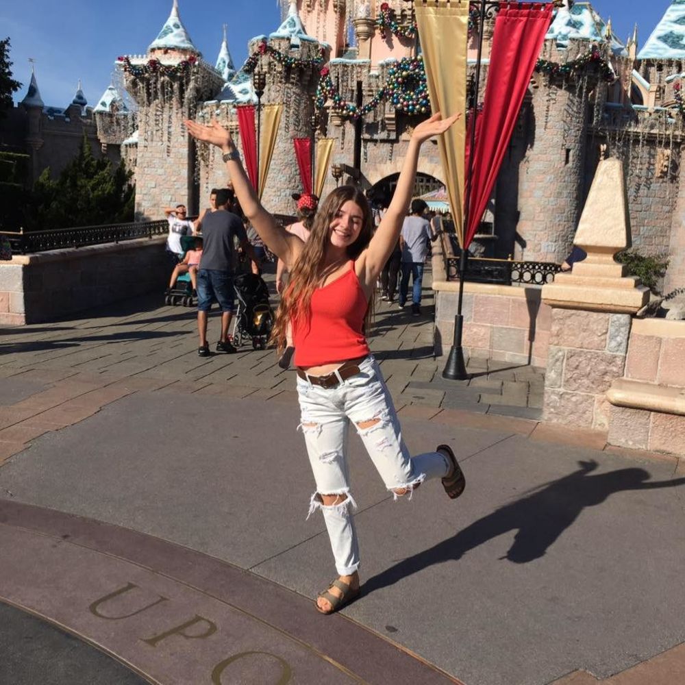 Meet your Posher, Michaela