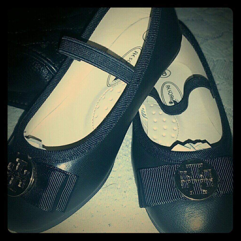 NWOT Girls Dress Shoes