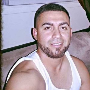 Meet your Posher, Alvaro