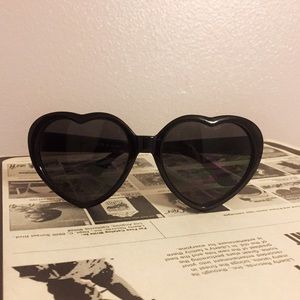 Heart Eye Sunnies
