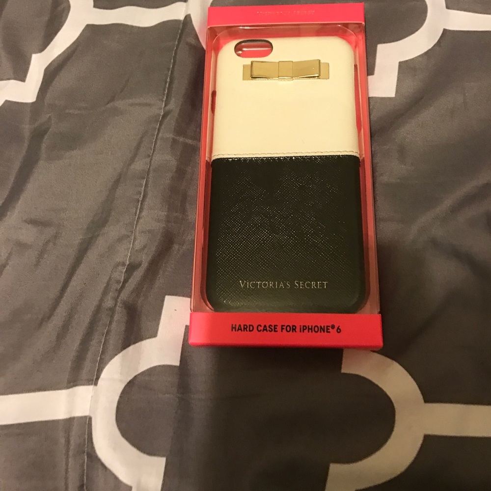 Victoria Secret 6/6s case