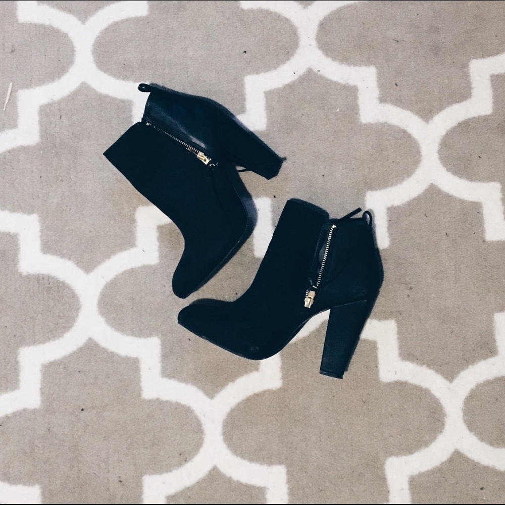 Black High Heels