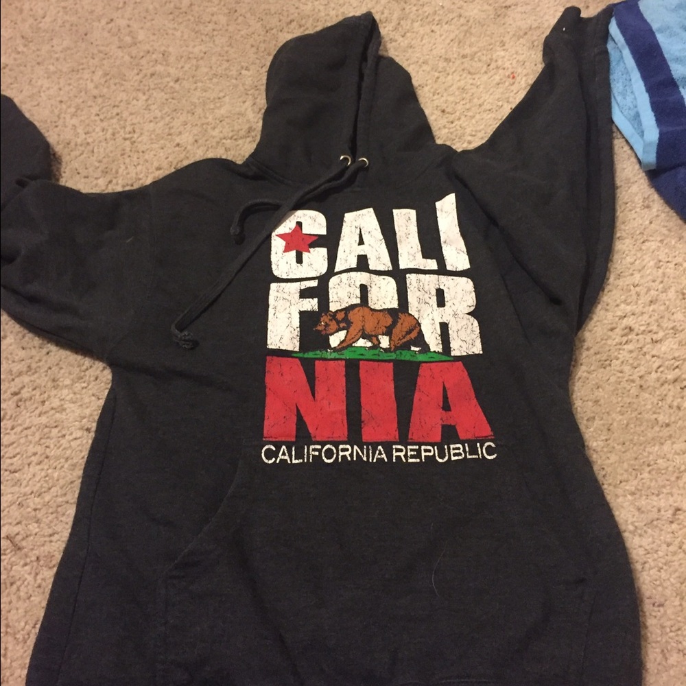 California sweatshirt