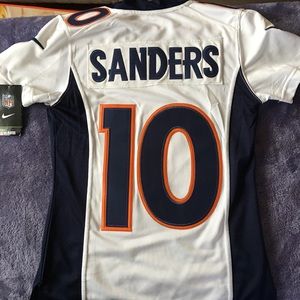 Broncos jersey 10