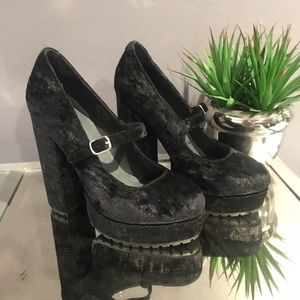 NWOT Jeffery Campbell Velvet Mary Jane's!