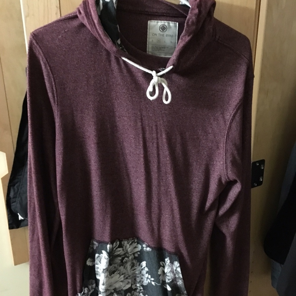 Fitted hoodie