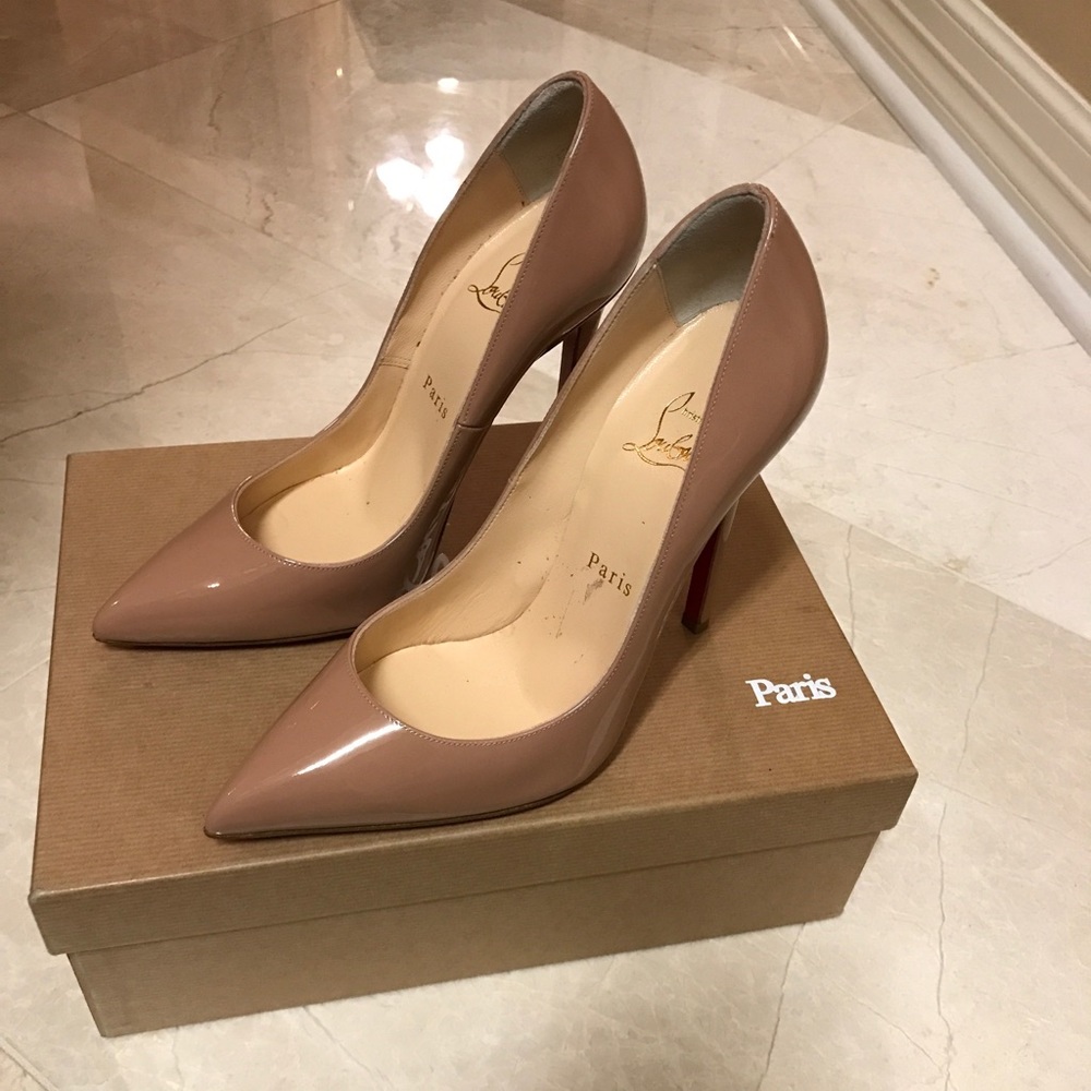 SOLD Nude Christian Louboutin Pigalle