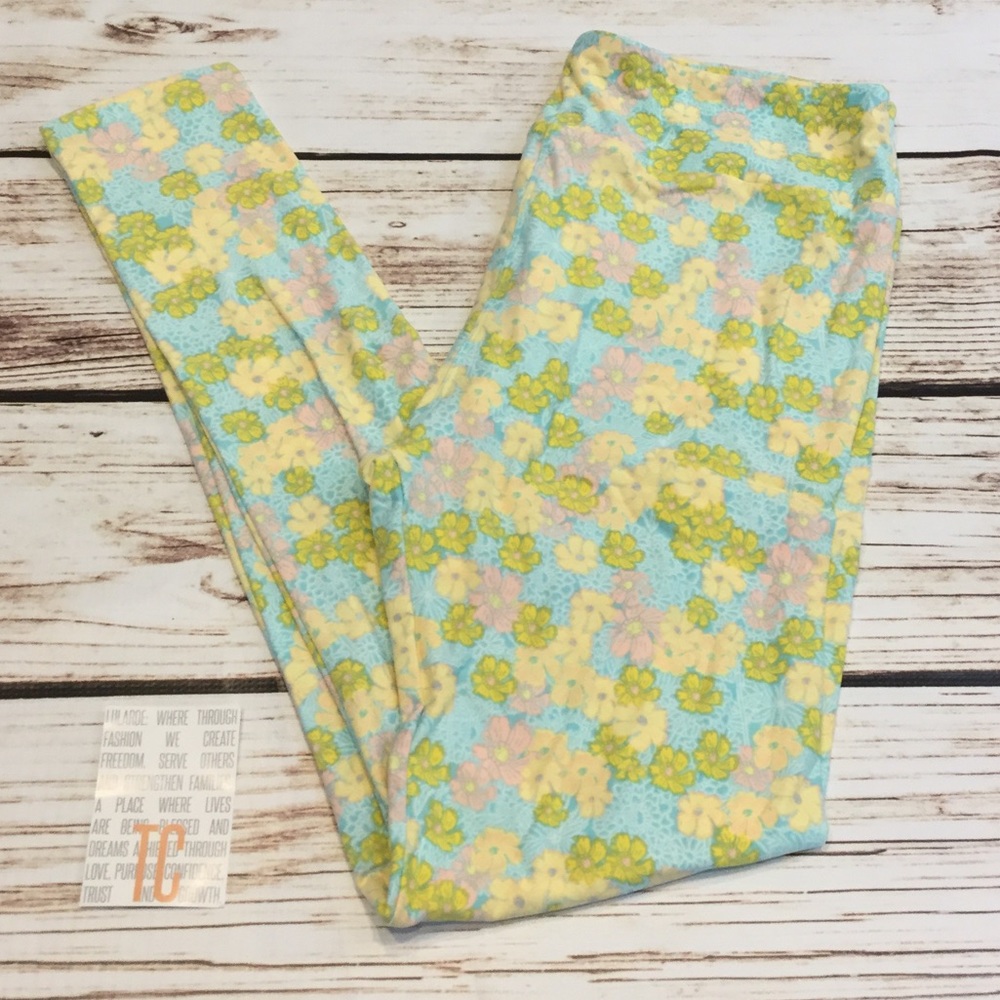 T/C mommy and me just released flowers NWT