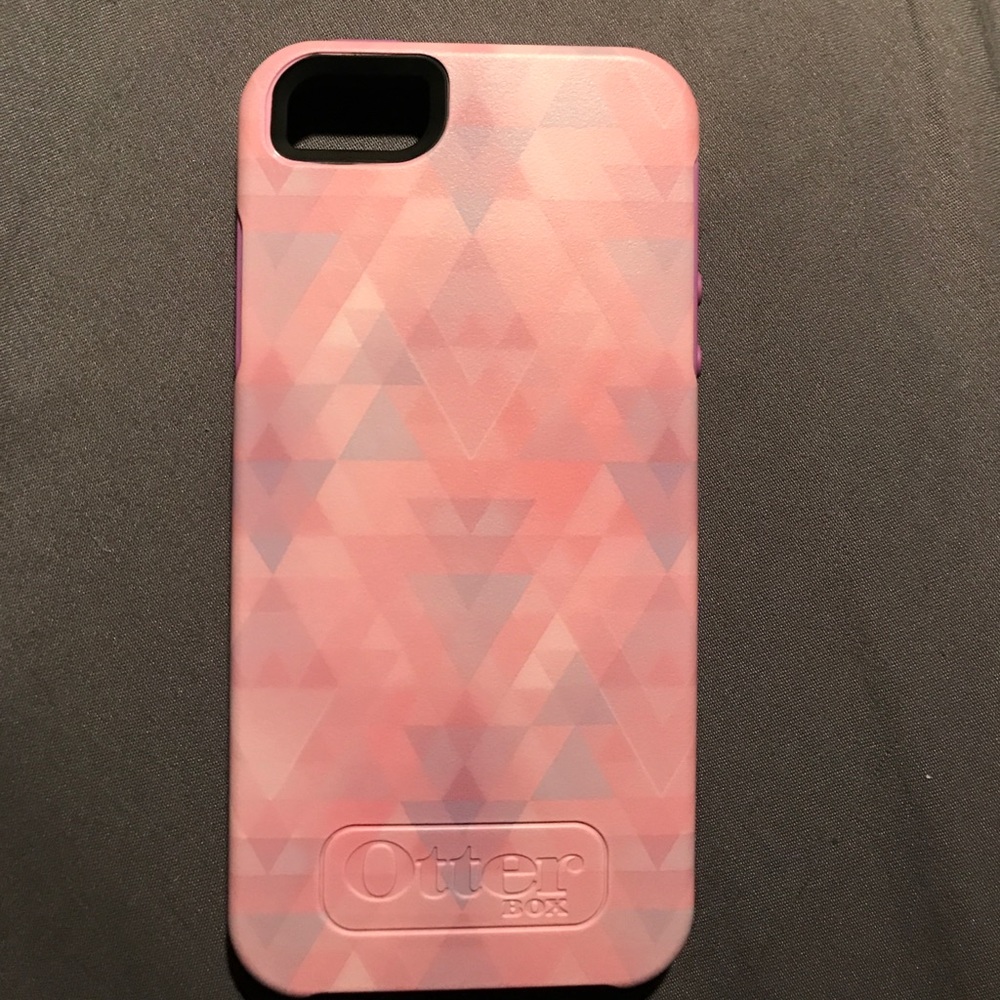 Never been used OTTER BOX iPhone 5s phone case