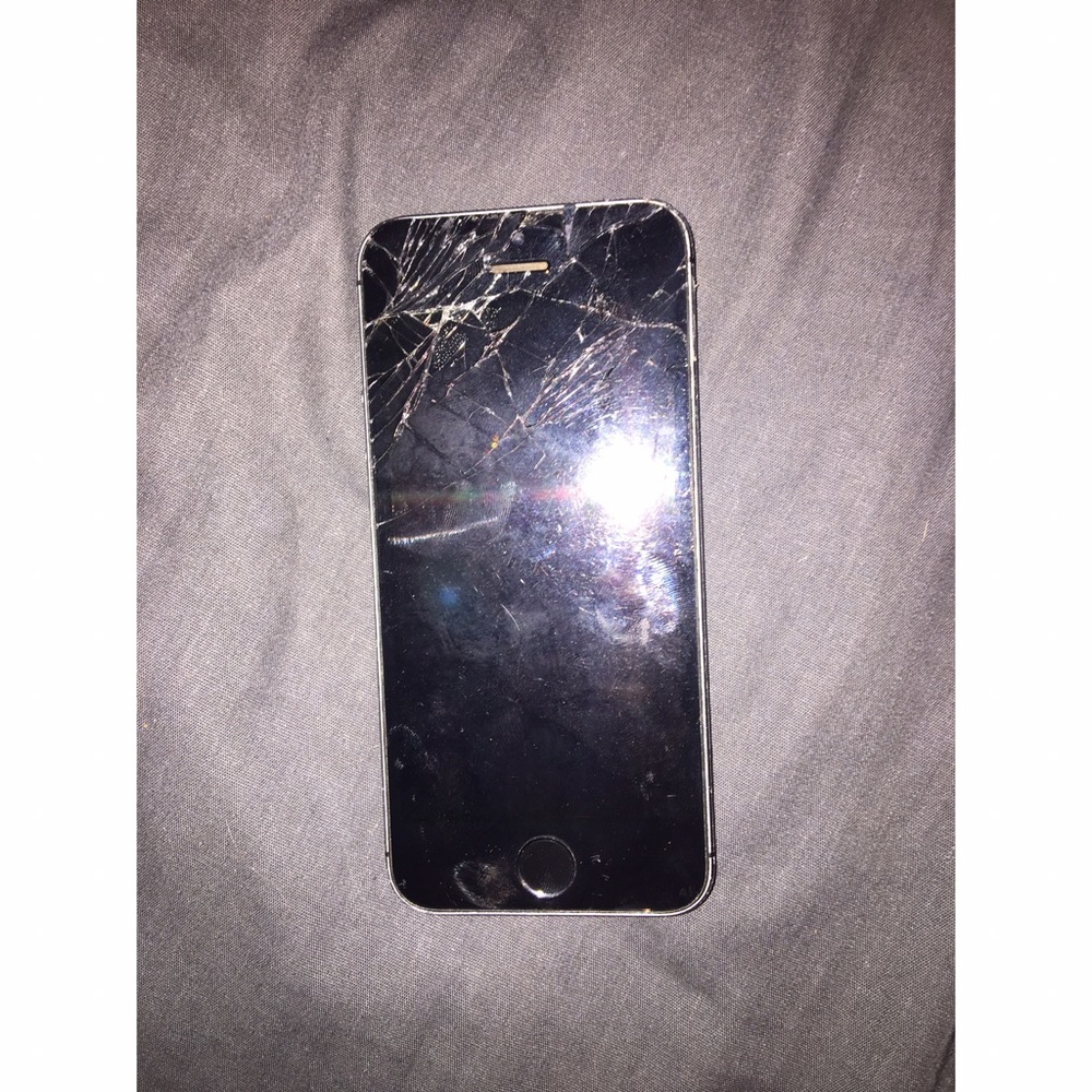 iPhone 5s PARTS ONLY