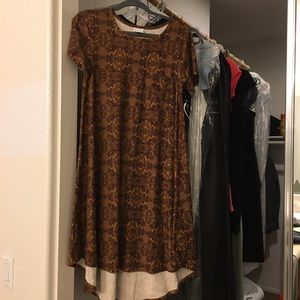 NWT LuLaRoe Carly - Size Small