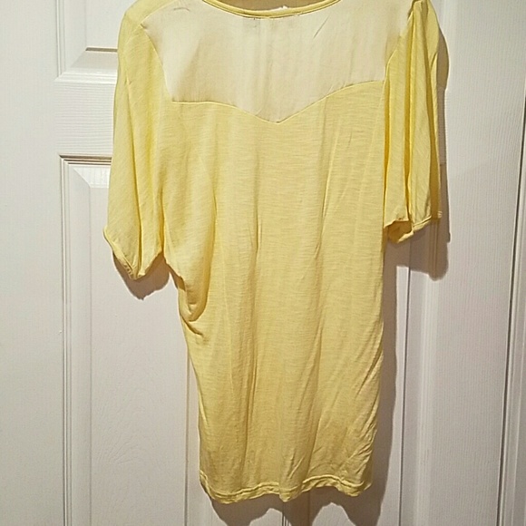 Short sleeve yellow shirt - Picture 2 of 6