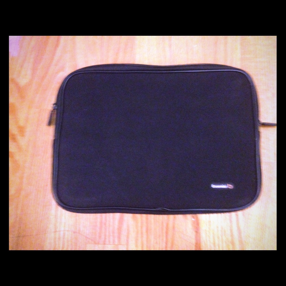 Black Computer Case. 13 inches