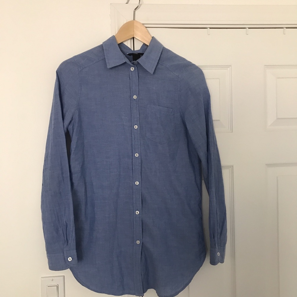H&M blue button down with collar