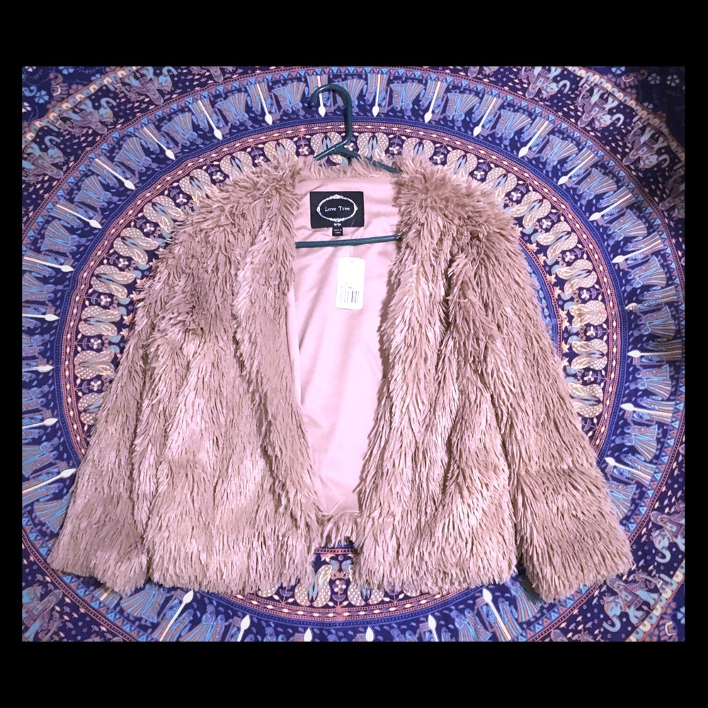 Love me- f21 faux fur jacket