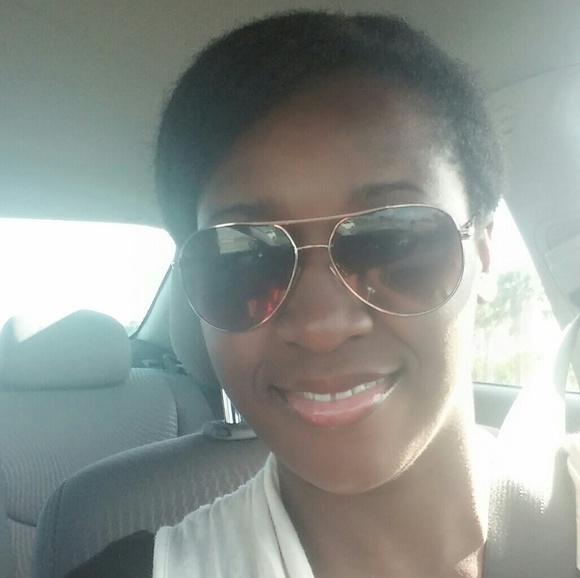 Meet your Posher, Keda - Picture 2 of 3