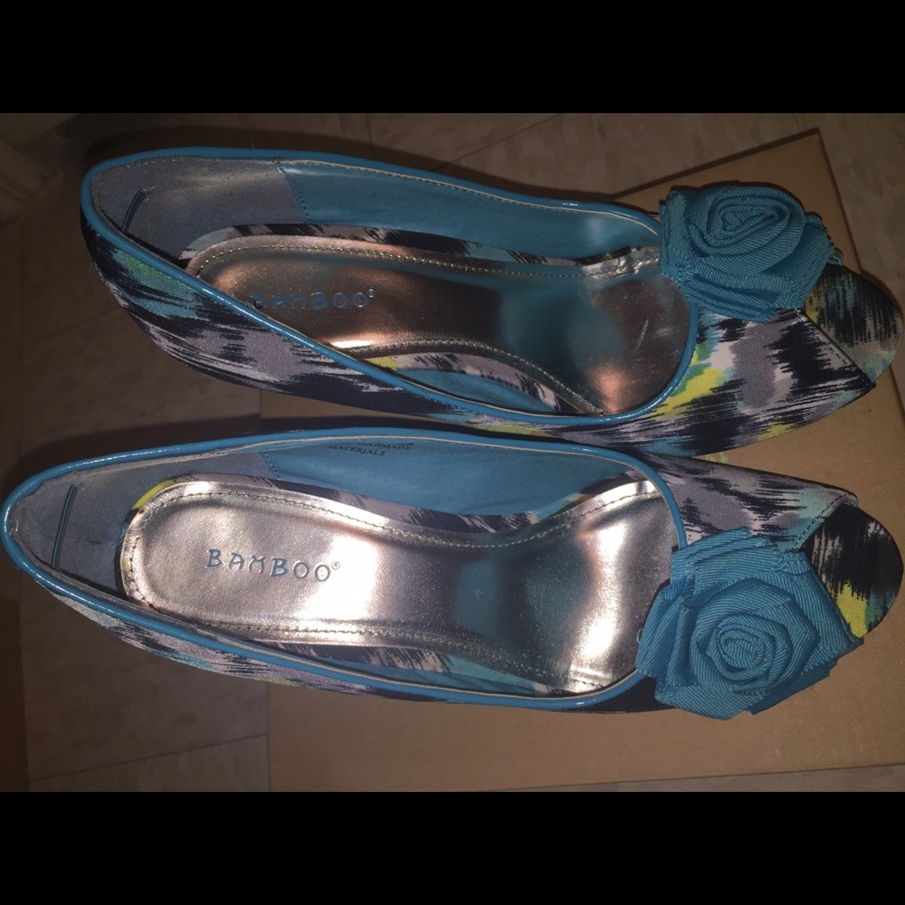 Shoes - Picture 2 of 2