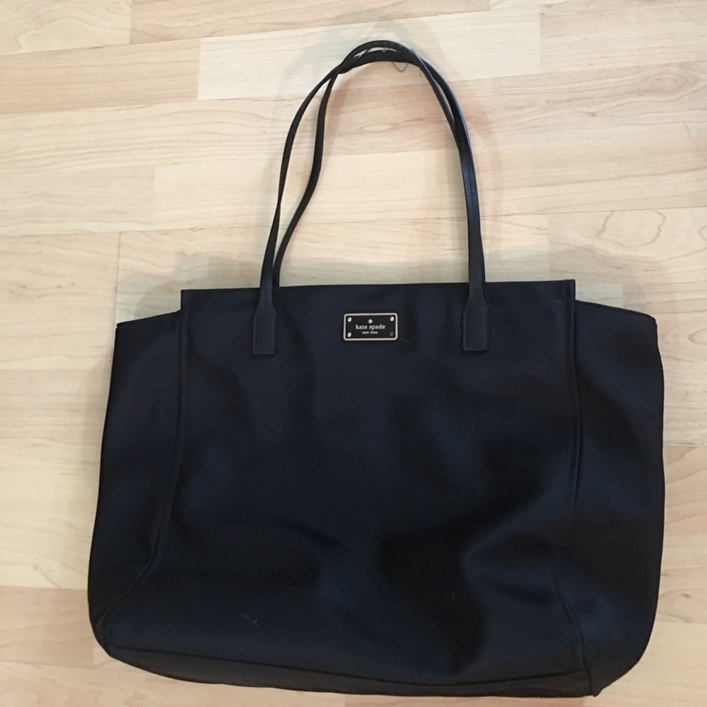 👜 Kate Spade Hand Bag