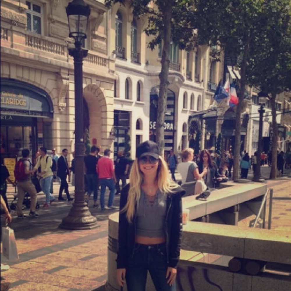 Meet your Posher, Kali