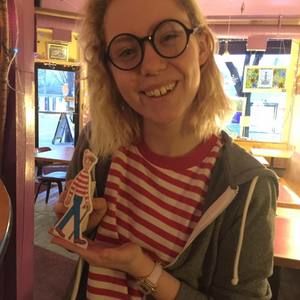 Meet your Posher, Emily