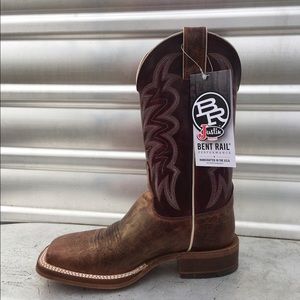 NEW! Justin Bent Rail boots