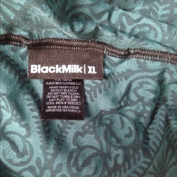 BlackMilk Burned Velvet Elm Off the Shoulder Crop - Picture 3 of 5